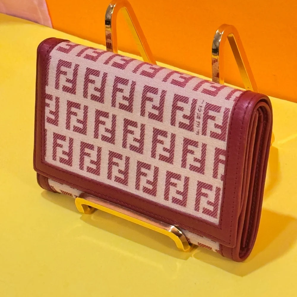 Fendi Red and Cream Monogram Wallet - Picture 9 of 13